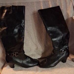 Elegant Black Over the Knee Boots